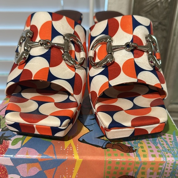 Jeffrey Campbell Caviar Mules - Picture 3 of 6